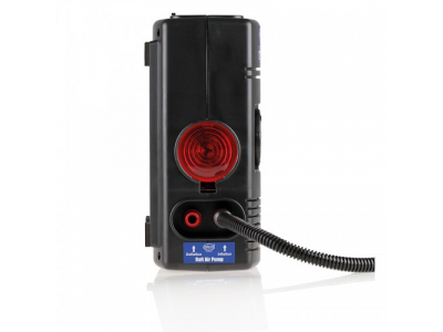 Компрессор "5 в 1" с насосом, фонарем и маячком от ALCA Компрессор "5 в 1" с насосом, фонарем и маячком